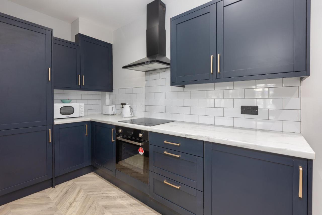 Ettie And Gigi'S Apartment Блекпул Екстериор снимка